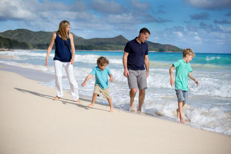 112 Oahu Hawaii family and childrens' beach photography