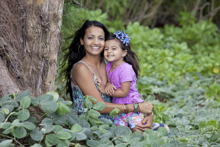 141 Oahu Hawaii mother and daughter photography