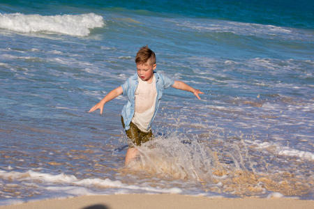 68 Oahu Hawaii family and childrens' beach photography