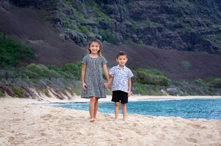 29 Oahu Hawaii family and childrens' beach photography